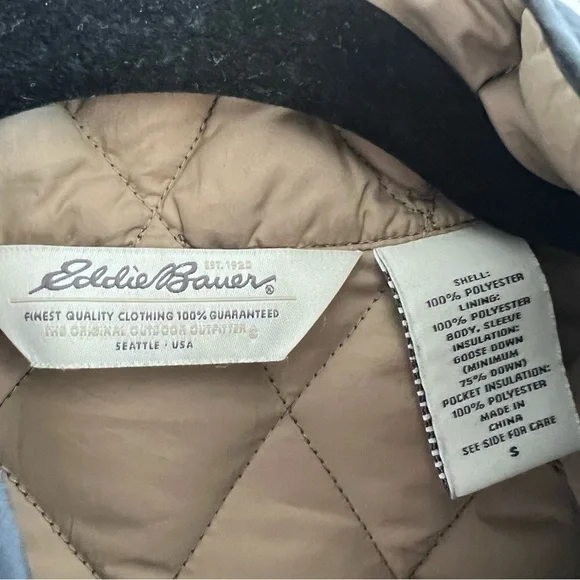 Eddie Bauer Women’s Goose Down Quilted Lightweight Jacket - Picture 5 of 12